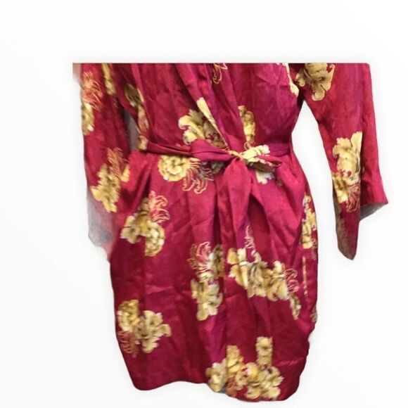 Vintage Victoria’s Secret Crown Label Floral Cranberry Gold Wrap Short Robe - Picture 3 of 4
